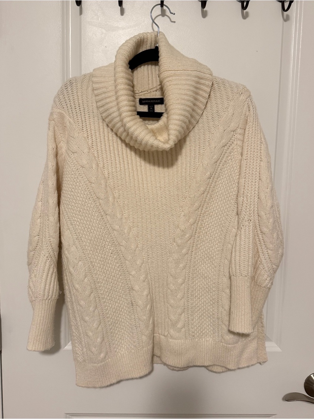 Banana Republic Cream Cable Turtle Neck Sweater with Side Slits
